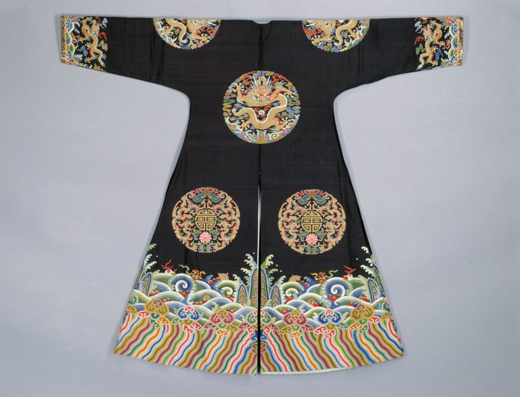 石青色缂丝五彩八团袷褂